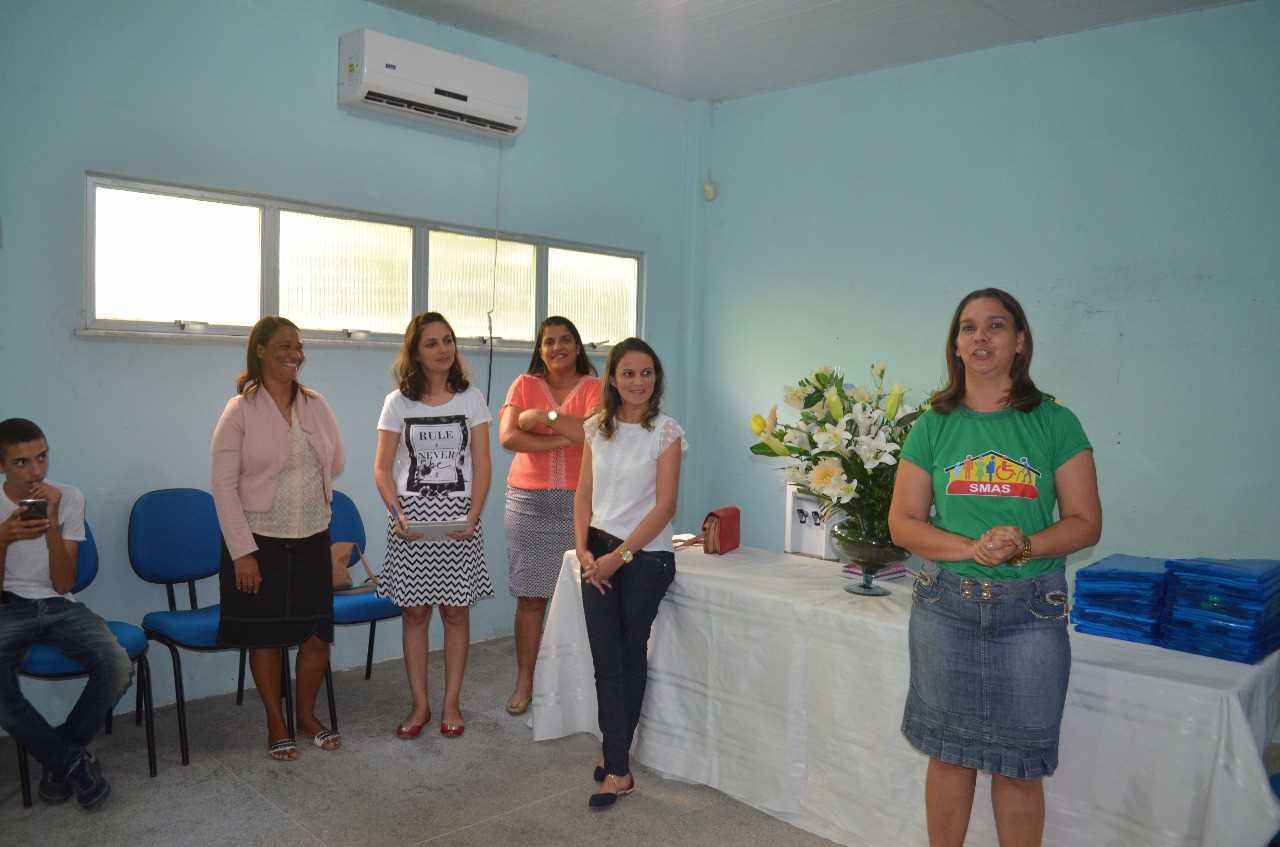 A Prefeitura de Camacã lança Programa Qualifica Bahia para curso de Corte Costura